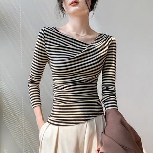 歌倍尚条纹设计感长袖T恤女2026春季新款斜肩不对称修身显瘦上衣