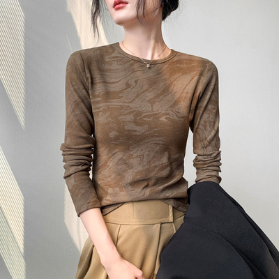 歌倍尚圆领正肩长袖T恤女秋上衣