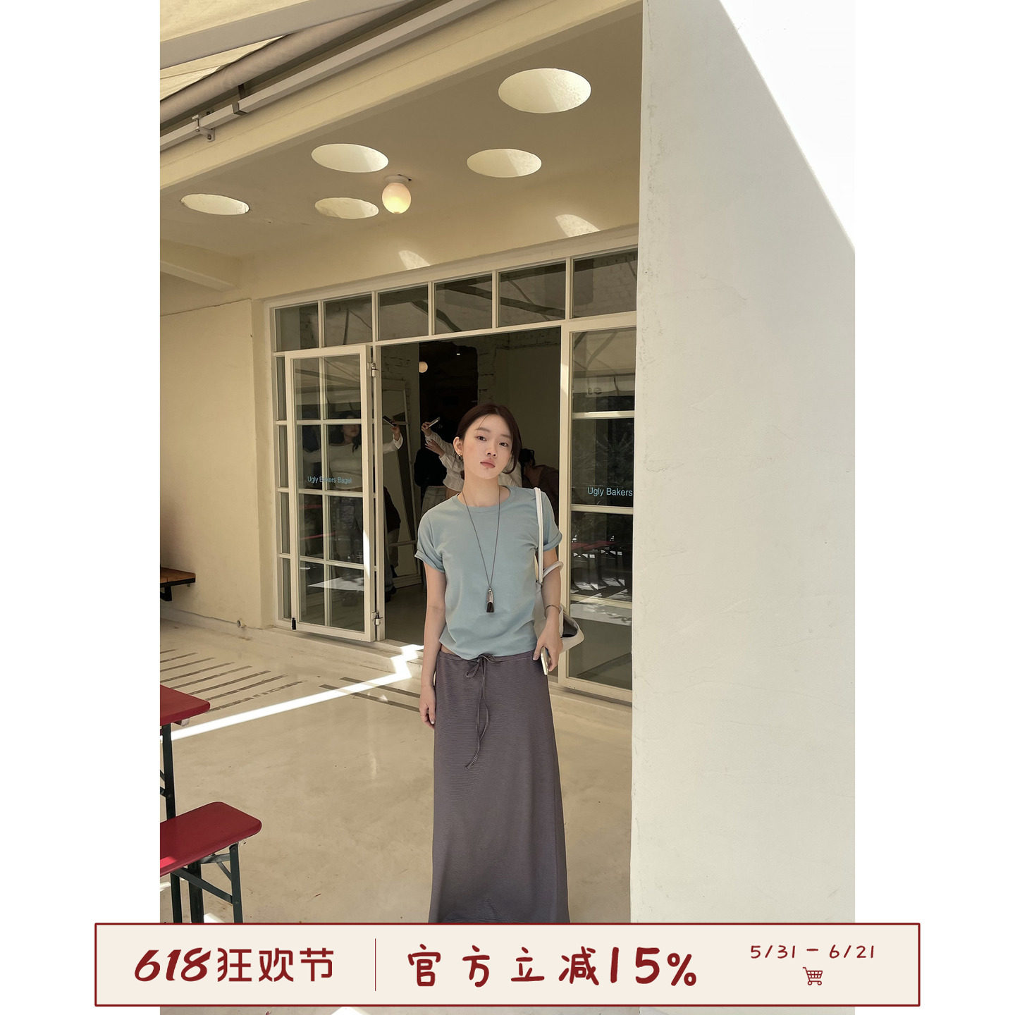 湖蓝色短袖T恤百搭上衣女
