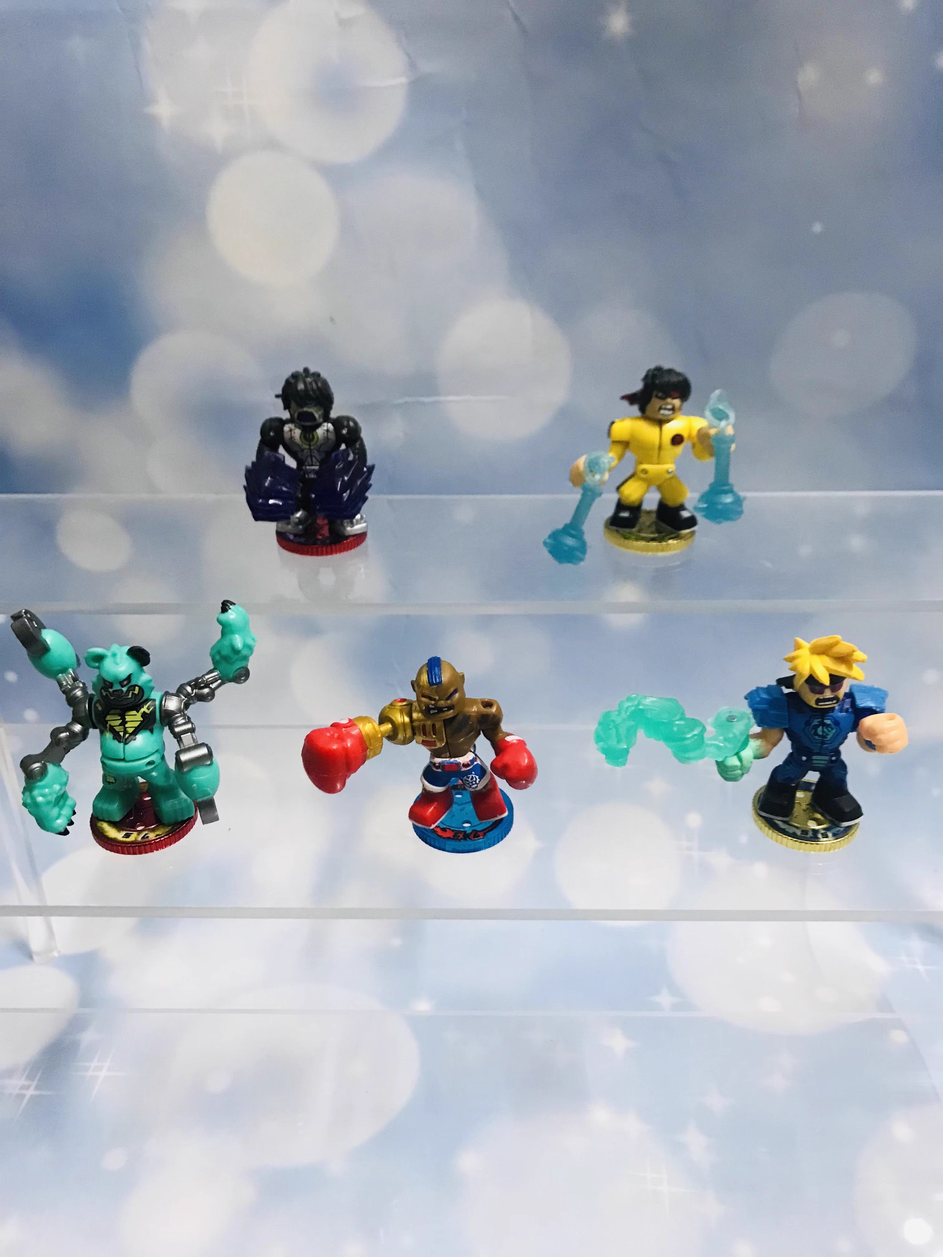 正版散货Akedo街机战士终极竞技场变形英雄公仔勋章对战儿童玩具