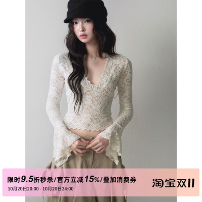 1P STUDIO 米白色镂空蕾丝花边V领上衣女秋冬喇叭长袖短款打底衫