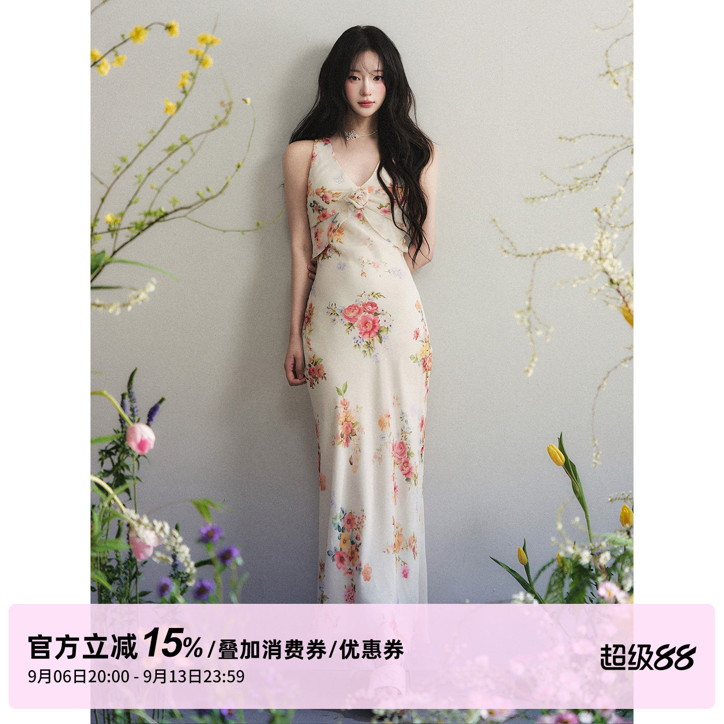 1P STUDIO 雪纺印花V领无袖连衣裙女秋装立体花朵收腰长款背心裙