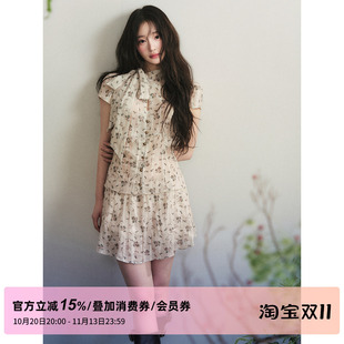 1P STUDIO 米杏色碎花雪纺套装女秋蝴蝶结绑带上衣百褶短裙两件套