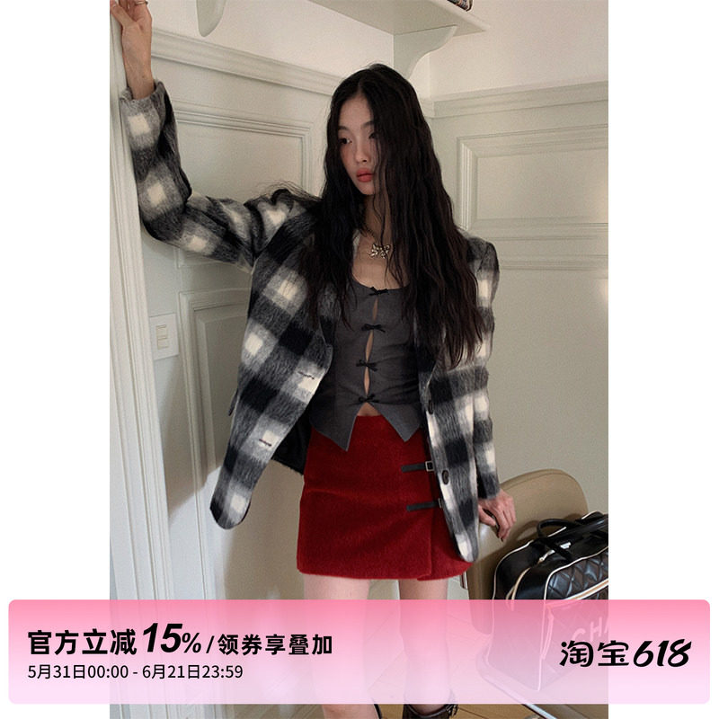 1P STUDIO 灰色毛呢挂脖长毛呢黑白格纹西装外套红色毛呢短裙套装