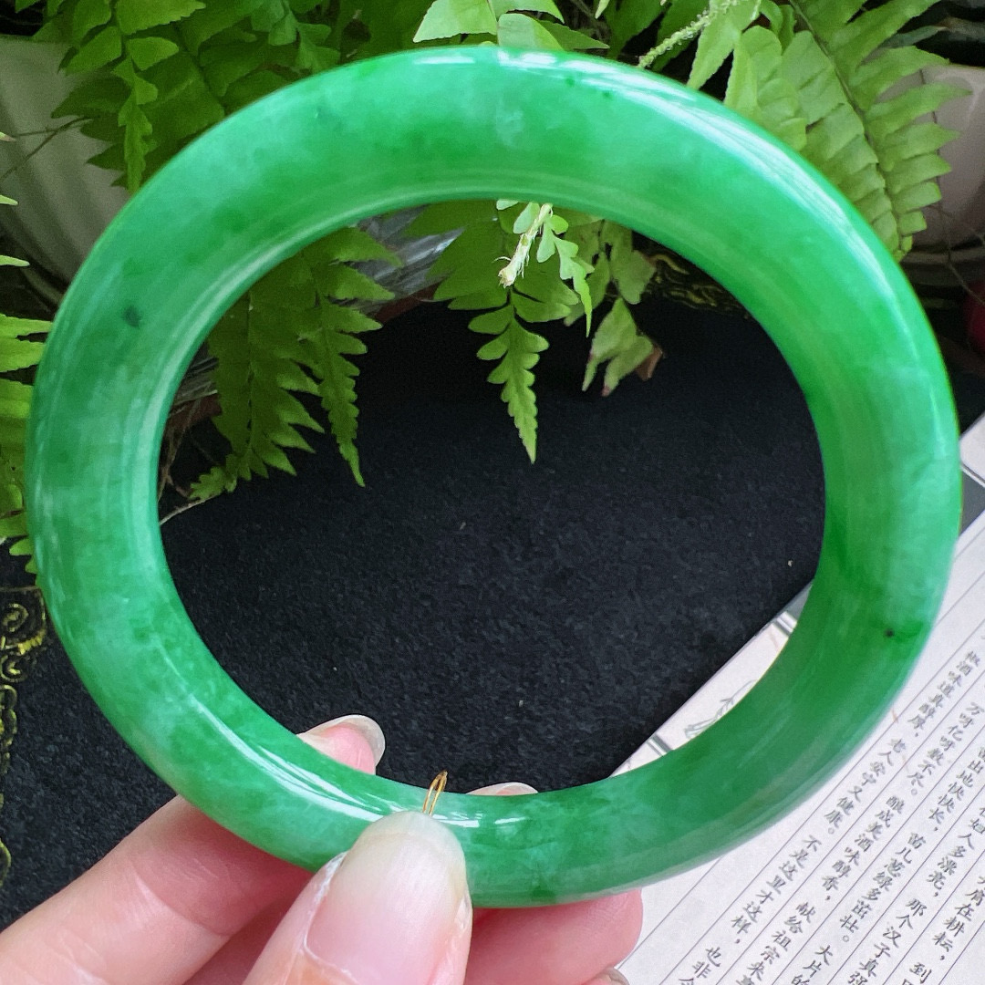 圆条58圈口缅甸天然A货老坑种翡翠手镯玉镯子平洲翡翠手镯精选