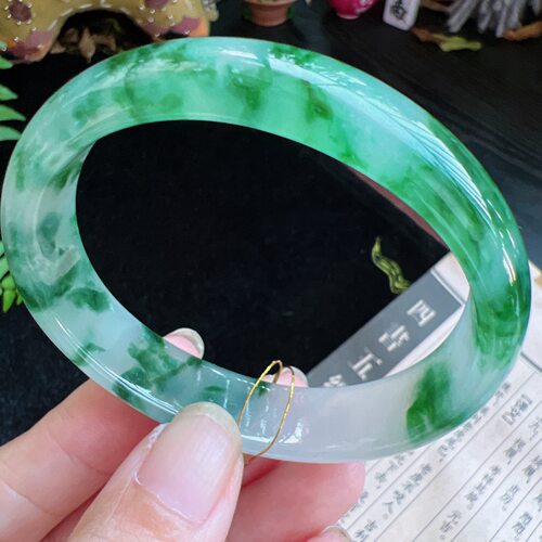 贵妃55圈口缅甸天然A货老坑种玉镯平洲翡翠手镯精选编号099D1007E