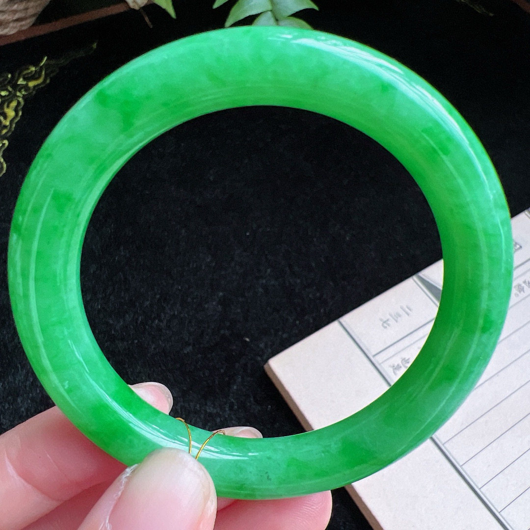 圆条52圈口缅甸天然A货老坑种玉镯平洲翡翠手镯精选编号086D0414E
