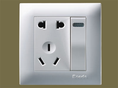 Boade邦的正品B8系列B8023CK-2.10A.250V带双控开关二二三极插座