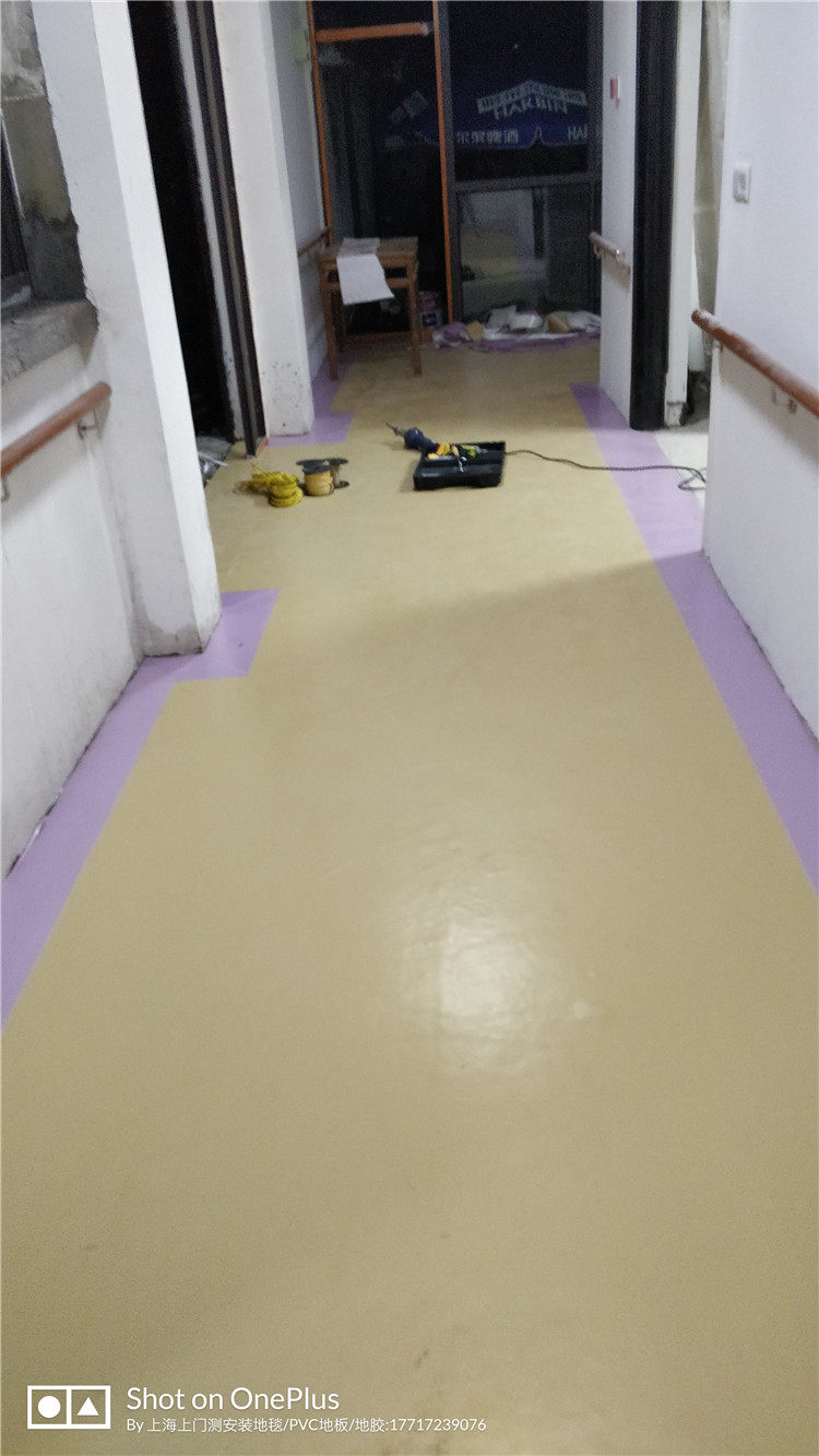 pvc地板革地胶商用加厚耐磨工塑胶/运动地板