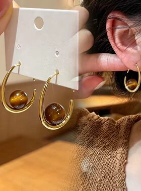 秋冬复古金色水滴虎眼石耳环女