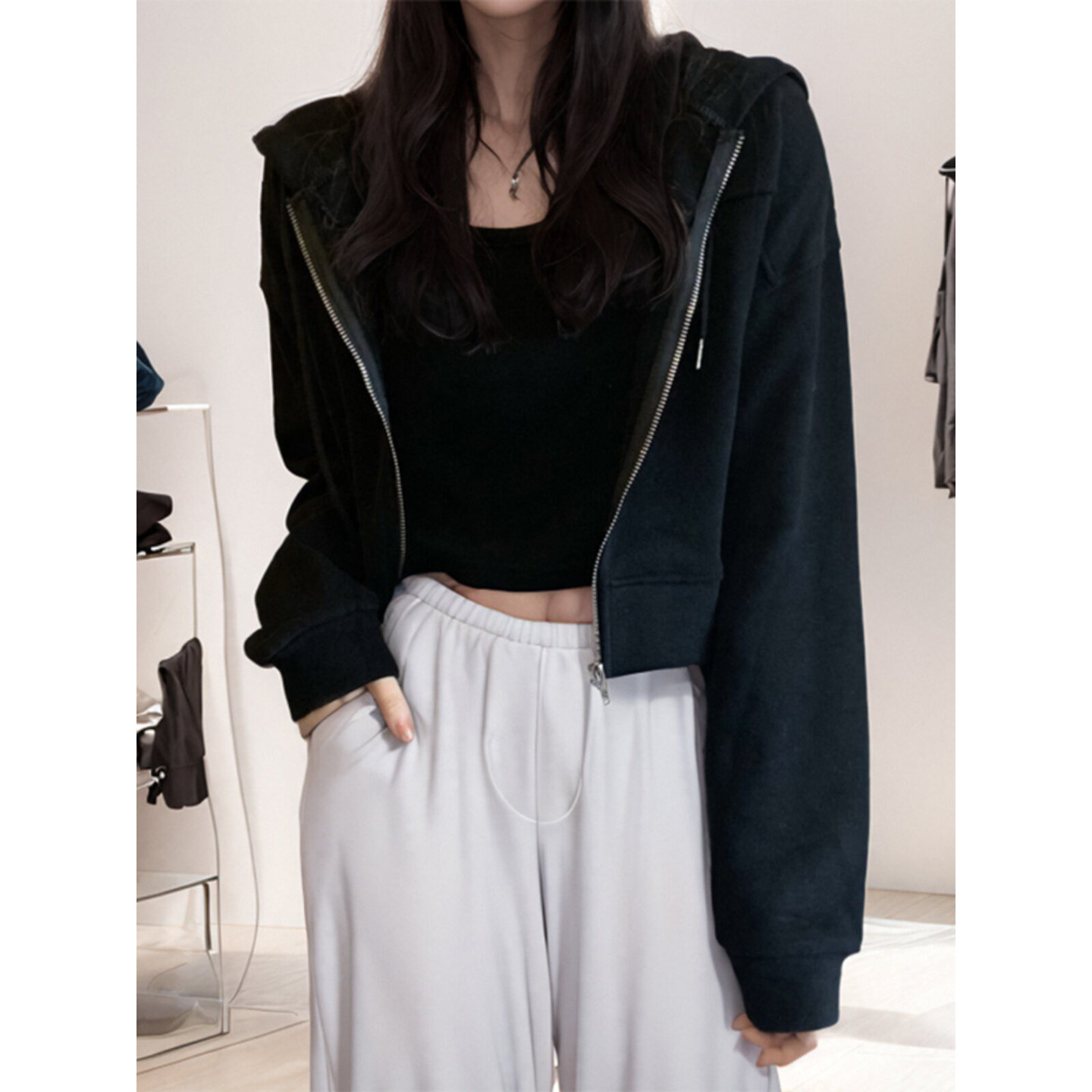 小个子秋新款外套女宽松拉链连帽黑色长袖加绒加厚开衫卫衣冬短款