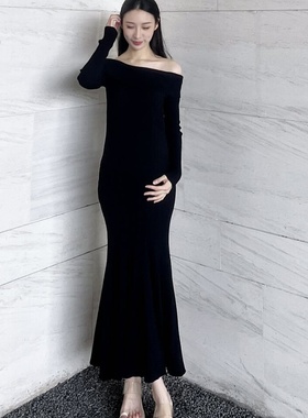 孕妇裙一字领露肩显瘦修身长裙多巴胺高级感过膝针织连衣裙鱼尾裙