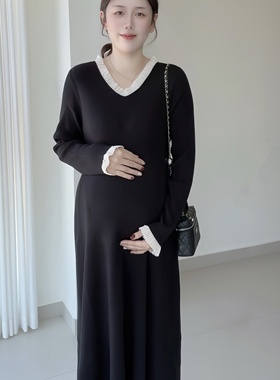 孕妇秋冬打底裙拼接花边v领毛衣裙中长款珍珠宽松显瘦内搭针织裙