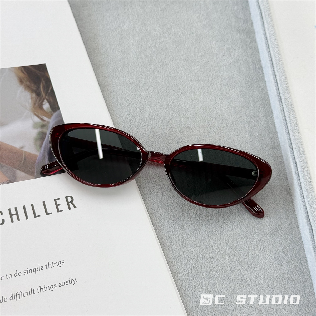 复古红色猫眼墨镜女ins辣妹凹造型街拍高级感小脸太阳镜遮阳防晒