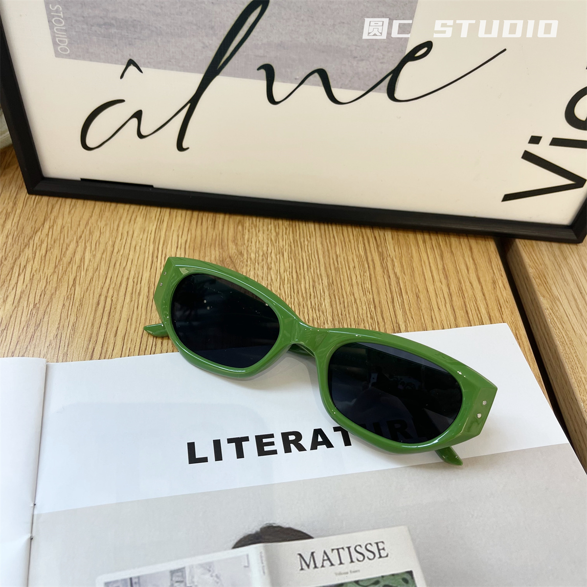 韩版复古猫眼ins绿色遮阳墨镜女