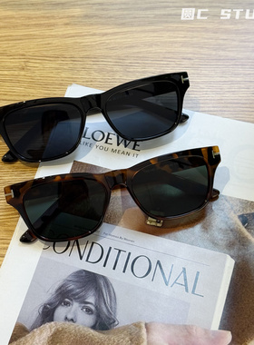 新款简约方形痞帅墨镜男黑框装饰街拍欧美风防紫外线太阳镜女显瘦