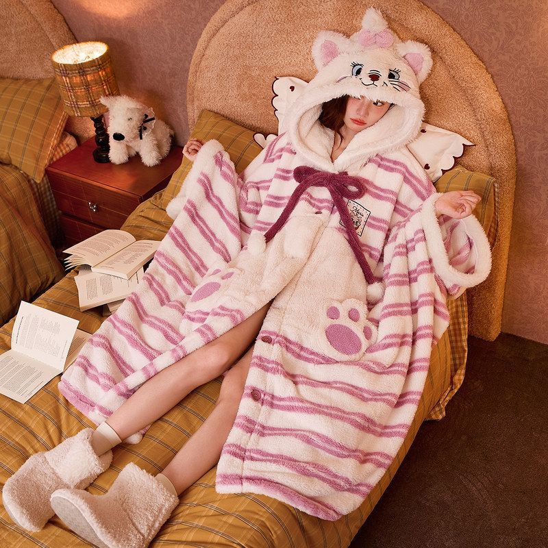 宫蝶【蓄热型】联名款玛丽猫珊瑚绒款睡袍女冬季可爱卡通斗篷睡衣
