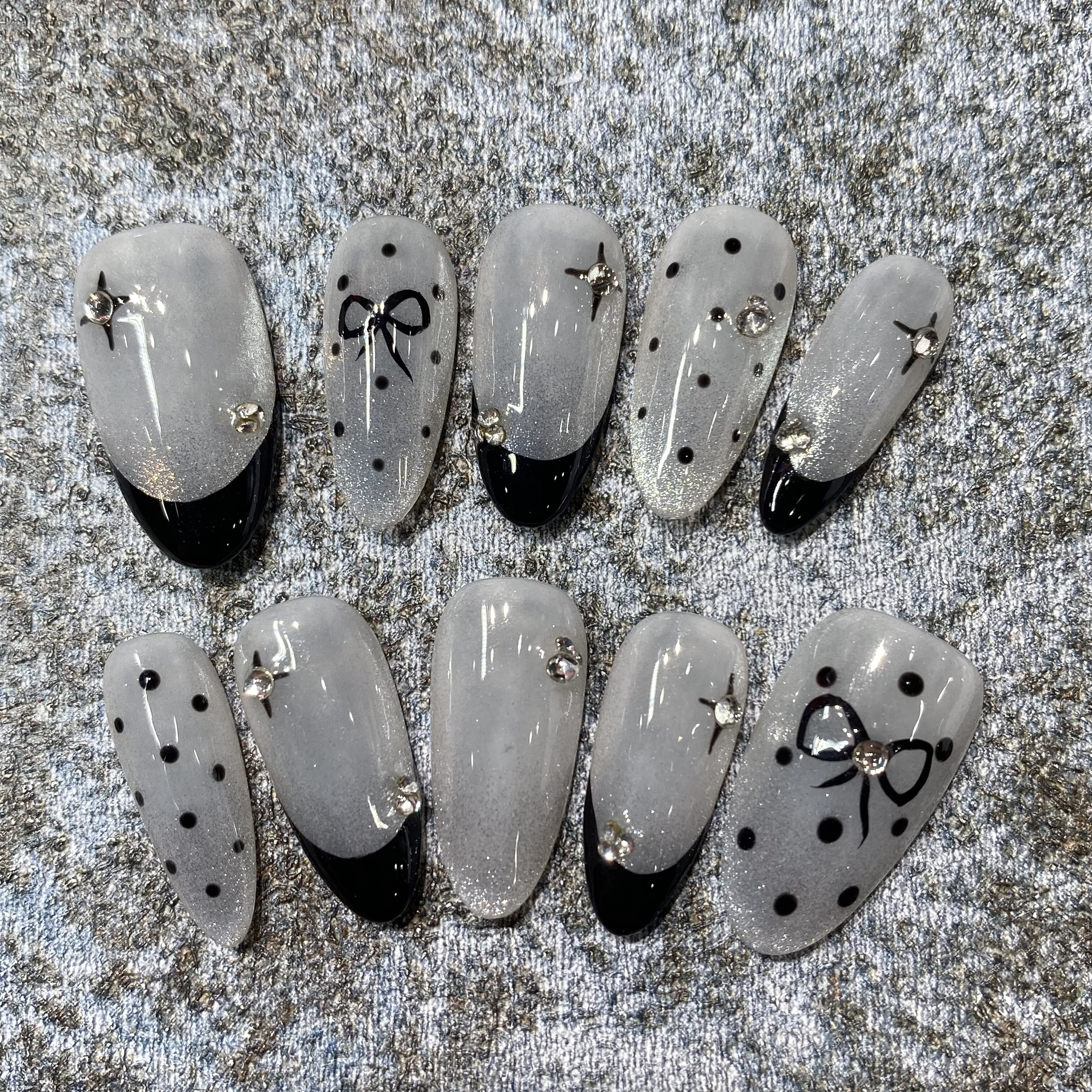 灰影秘境猫眼镶钻蝴蝶结穿戴甲