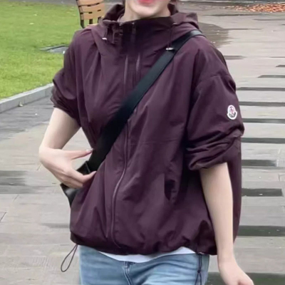 夏季薄款冰丝透气连帽设计感宽松大码小个子防晒外套女百搭休闲衫