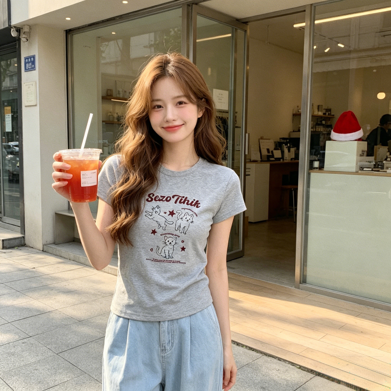 欧货正肩夏季圆领修身显瘦小个子短款百搭短袖T恤上衣女减龄学生