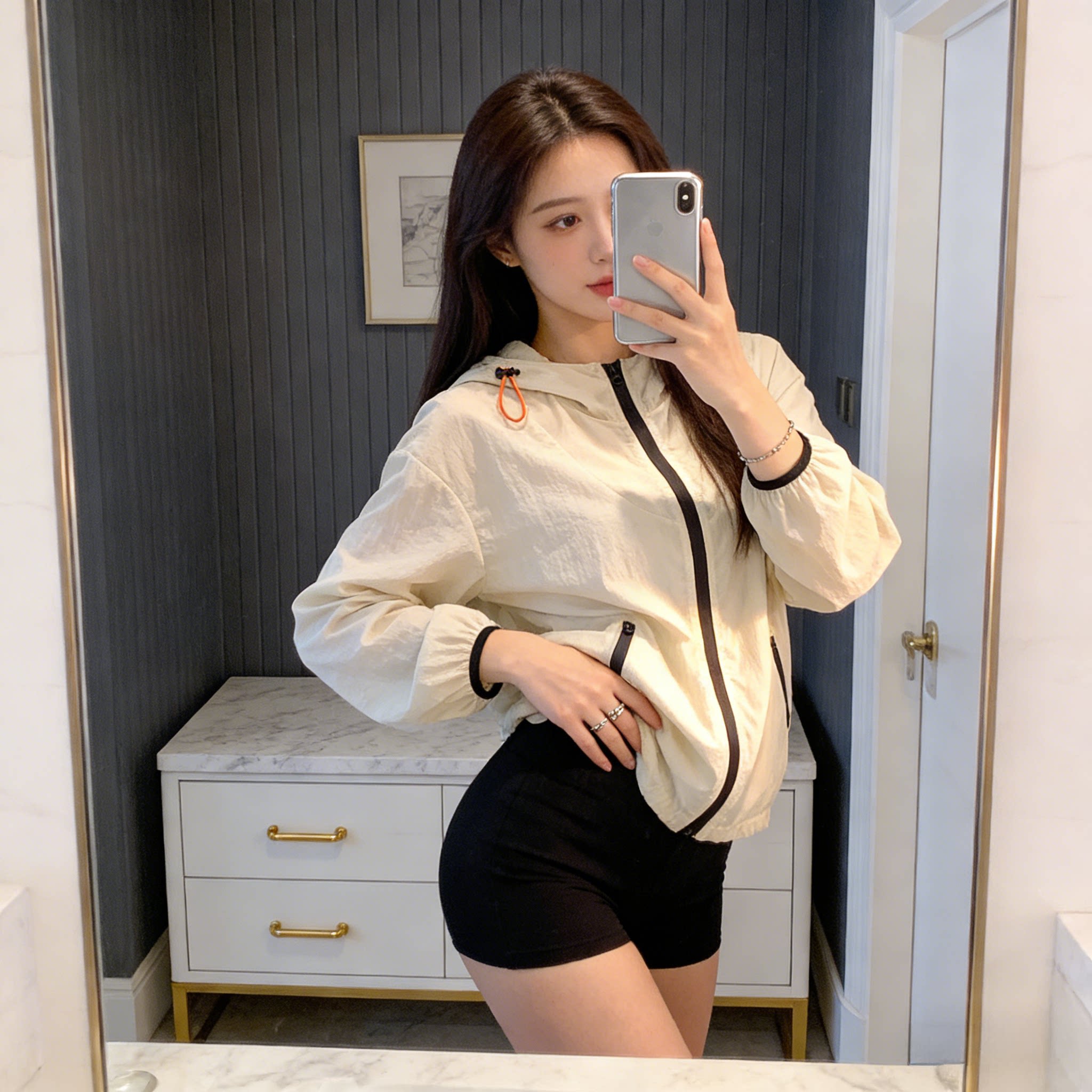 防晒衣外套女夏季薄款冰丝透气设计感宽松大码小个子空调罩衫洋气