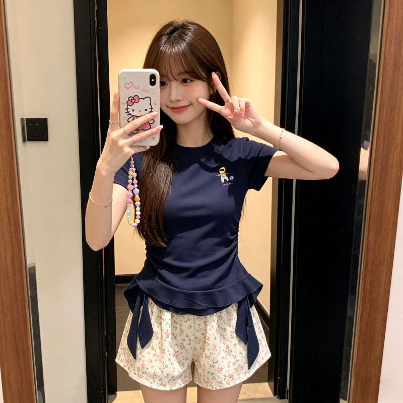 欧货设计感正肩掐腰修身显瘦小个子短袖T恤女小飞袖上衣洋气百搭