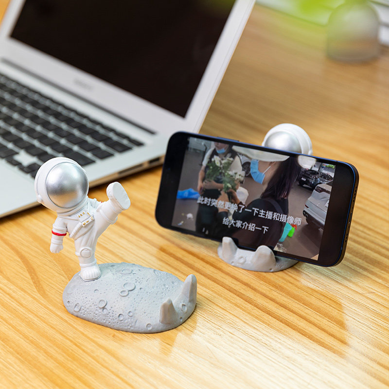 可爱太空人宇航员桌面通用手机支架办公室电脑桌装饰懒人追剧神器