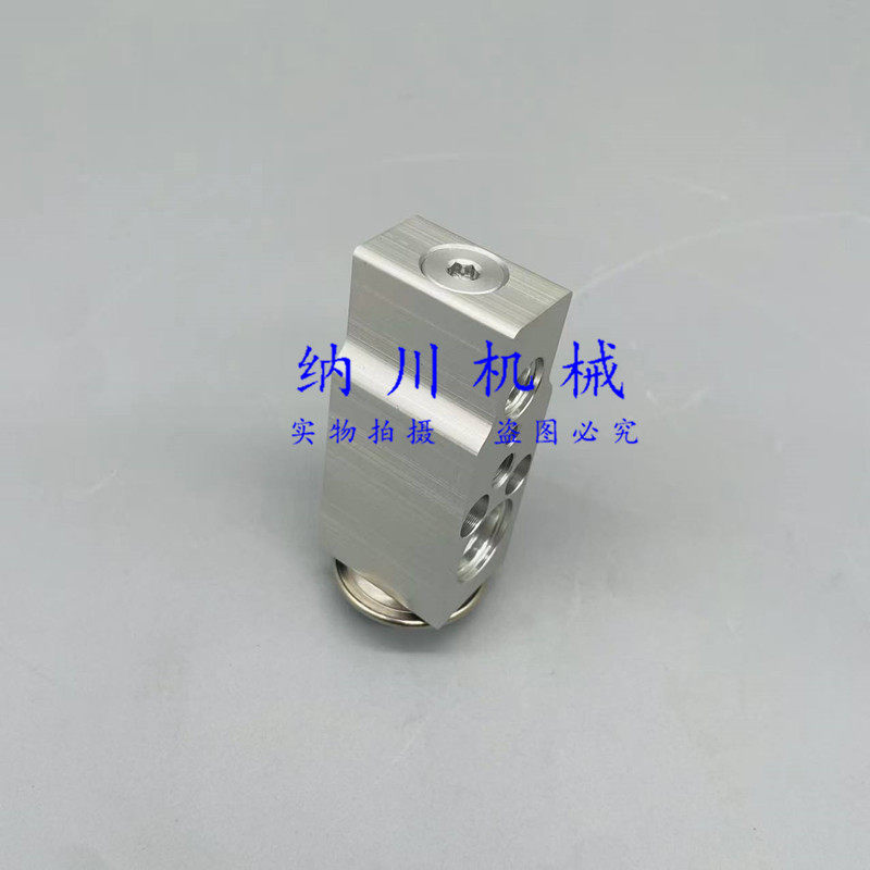 徐工135D150D空调膨胀阀包邮