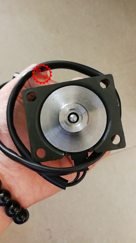 挖掘机配件 小松PC60 100 120 200-5 4D95 主泵 液压泵电磁阀电器