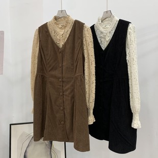 上衣搭复古背心连衣裙两件套 气质镂空蕾丝衫 法式