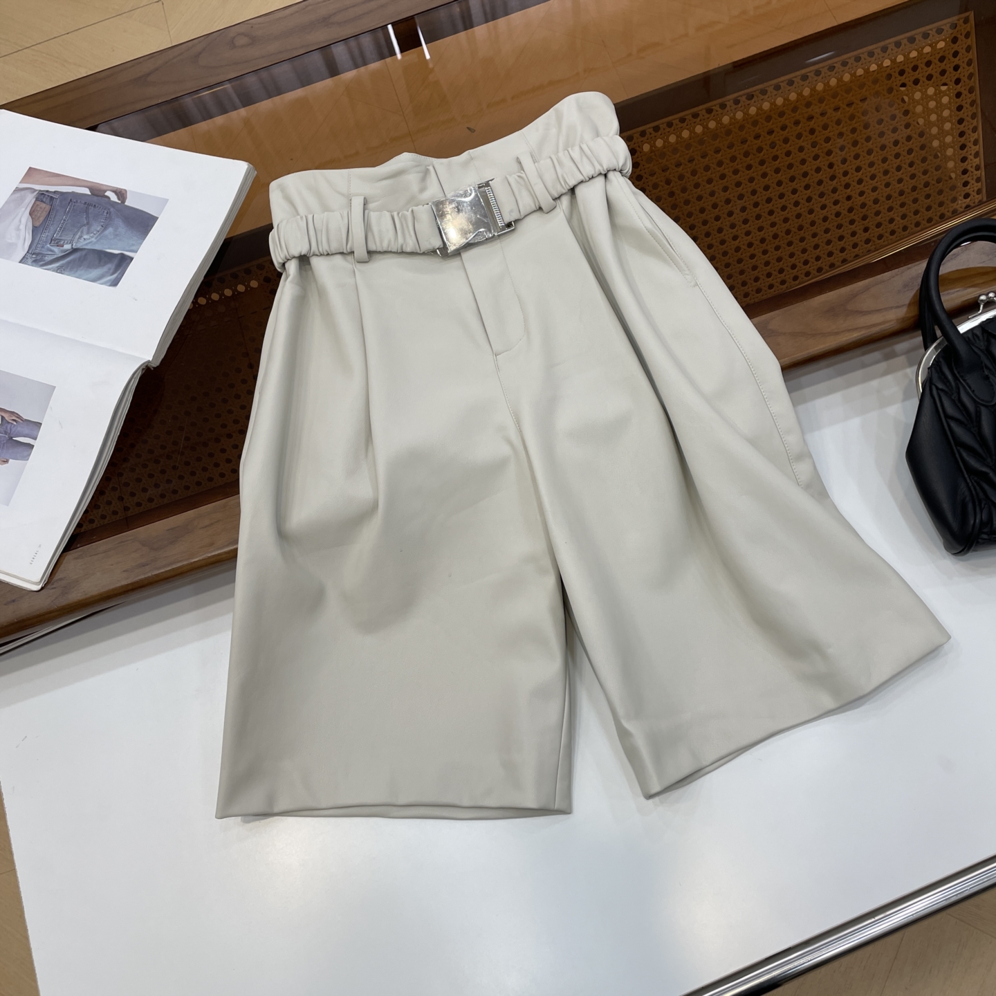 休闲裤直筒百搭时尚2025冬季PU小众短裤高腰女 K#14