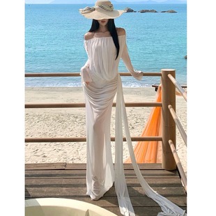 法式性感高级显瘦巴黎歌剧院白色雅典娜一字肩透视礼服度假长裙