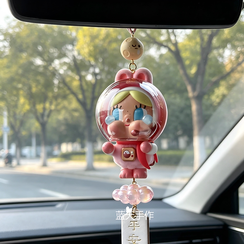 泡泡玛特哭蛙crybaby车挂女生生日可爱新车礼物车载挂件车内视频