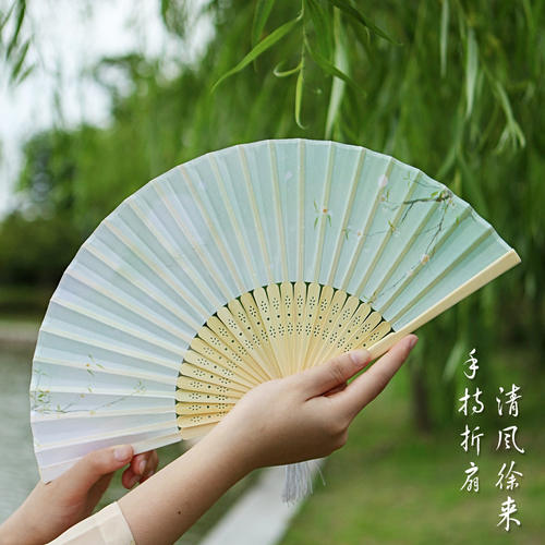 古风日式折扇扇子中国风旗袍夏季女士便携折叠汉服旗袍竹质跳舞扇