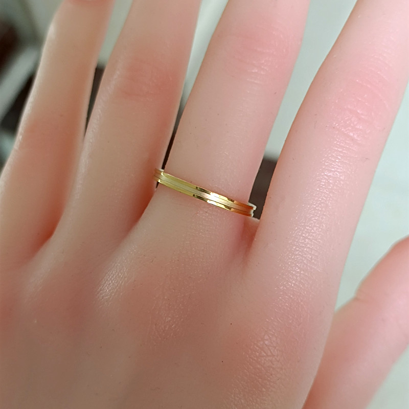 小众轻奢精致哑光磨砂细戒指女简约ins叠戴法式复古金色食指指环