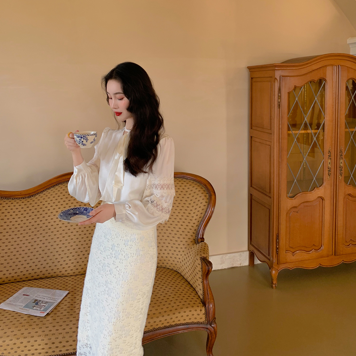 麓津自制《美酒月光杯》黑白衬衫