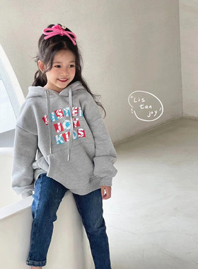 韩国童装灰色加绒连帽字母套头男女童卫衣2025冬装洋气保暖百搭新