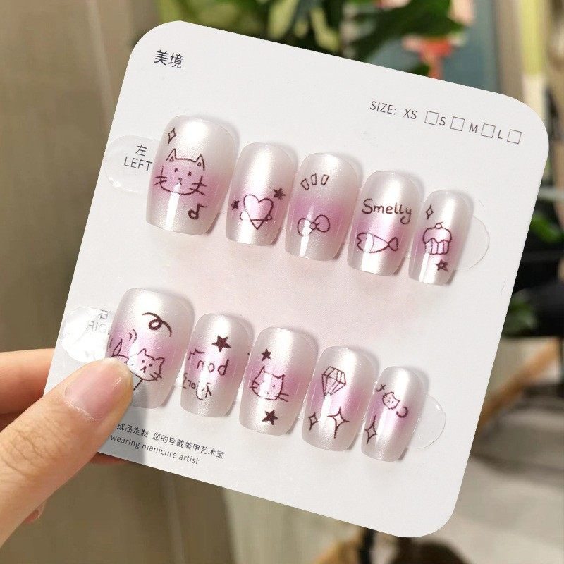 2026年新款儿童美甲穿戴甲感短款腮红涂鸦喵猫眼30片假指甲贴,彩妆/香水/美妆工具,美甲工具,淘宝优惠券,粉丝福利购,淘宝优惠卷