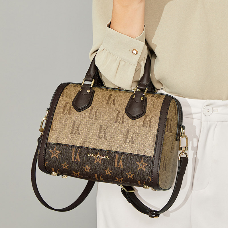 包包2021新款LK专柜品牌女包欧美时尚波士顿枕头包单肩手提大包包