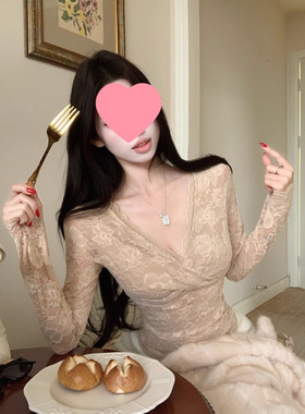 纯欲风交叉v领长袖T恤女秋季蕾丝衫修身收腰内搭辣妹紧身打底上衣
