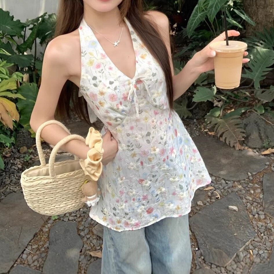 夏季法式碎花刺绣v领挂脖绑带背心女小众别致度假风露背chic上衣