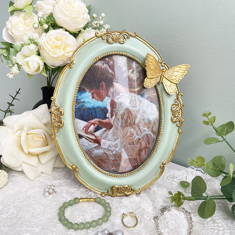 复古欧式椭圆形相框蝴蝶装饰轻奢油画风摆台画框高颜值