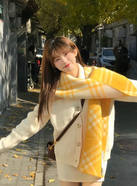韩系柠檬黄色甜美温柔格纹围巾女秋冬百搭复古小众氛围感保暖围脖
