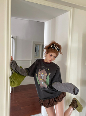 skipsmile秋冬新款慵懒松弛感复古房子印花假两件圆领宽松长袖T恤