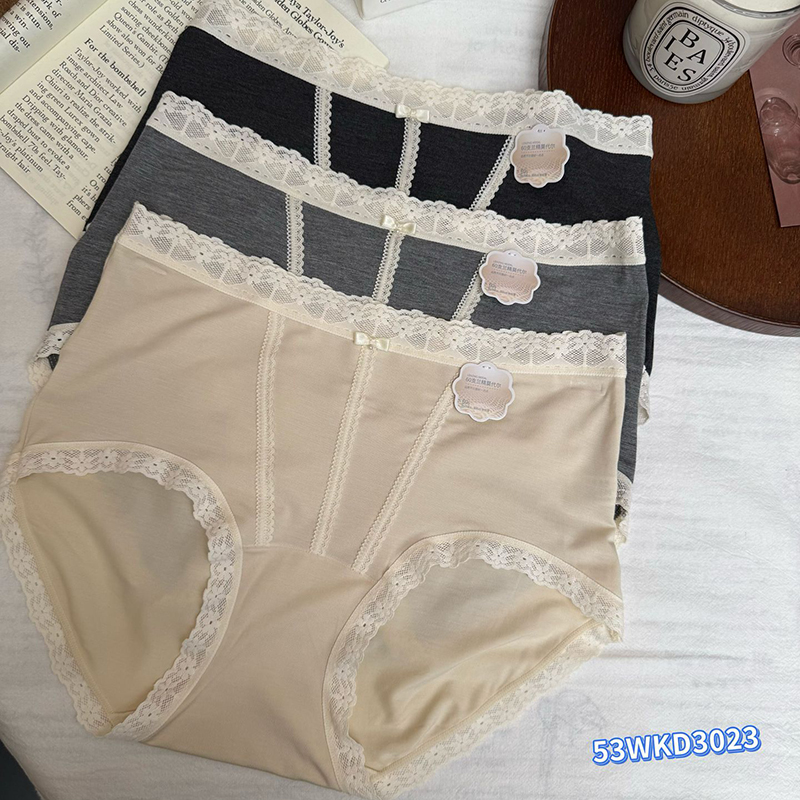 蚕丝透气裆女士中腰蕾丝边内裤