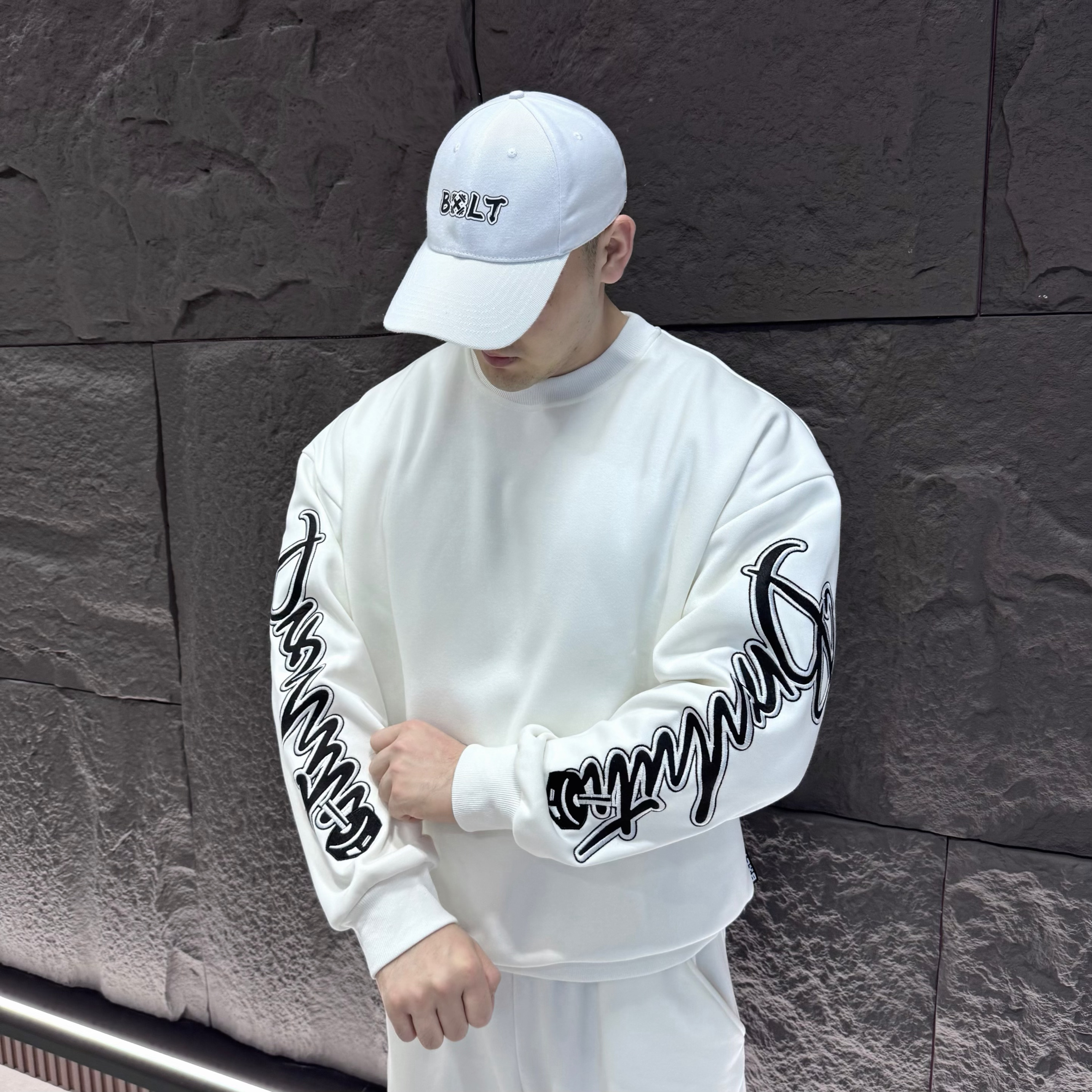 BXLT|加绒长袖超大刺绣logo冬季保暖圆领套头运动休闲宽松卫衣