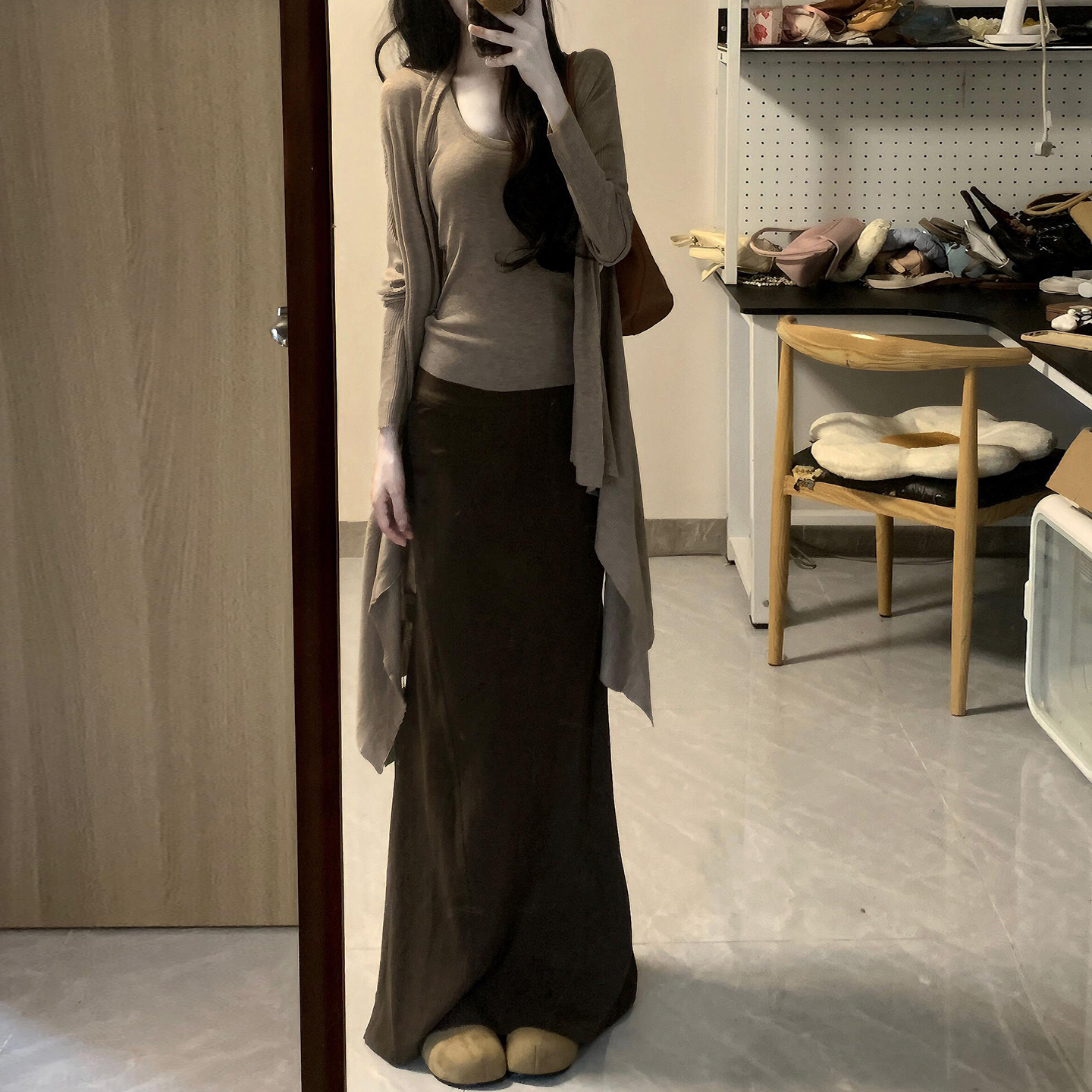 外贸出口转内销法式慵懒松弛感穿搭吊带连衣裙子女秋季气质包臀长