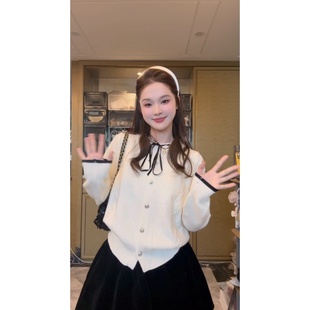 针织蝴蝶结拼接女毛针织衫 温柔小香风 复古设计感针织衫 TIAO