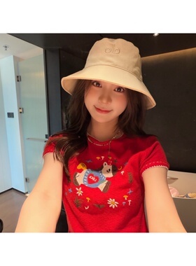 【幸运红色小马】夏季时尚百搭减龄绣花短袖T恤女