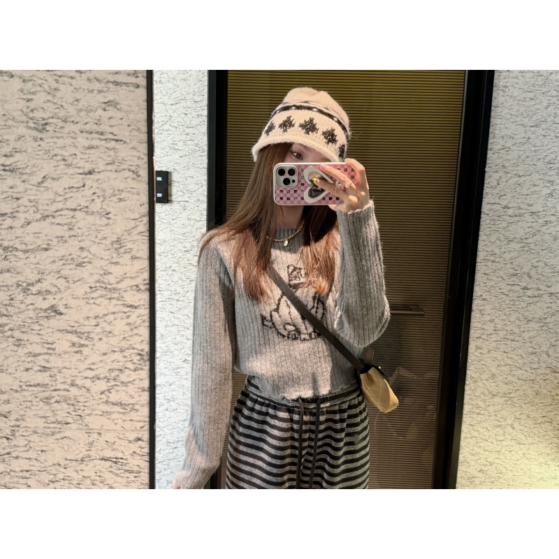 【灰猫咪~】冬季时尚百搭简约刺绣原宿风毛针织衫女-MY20251380